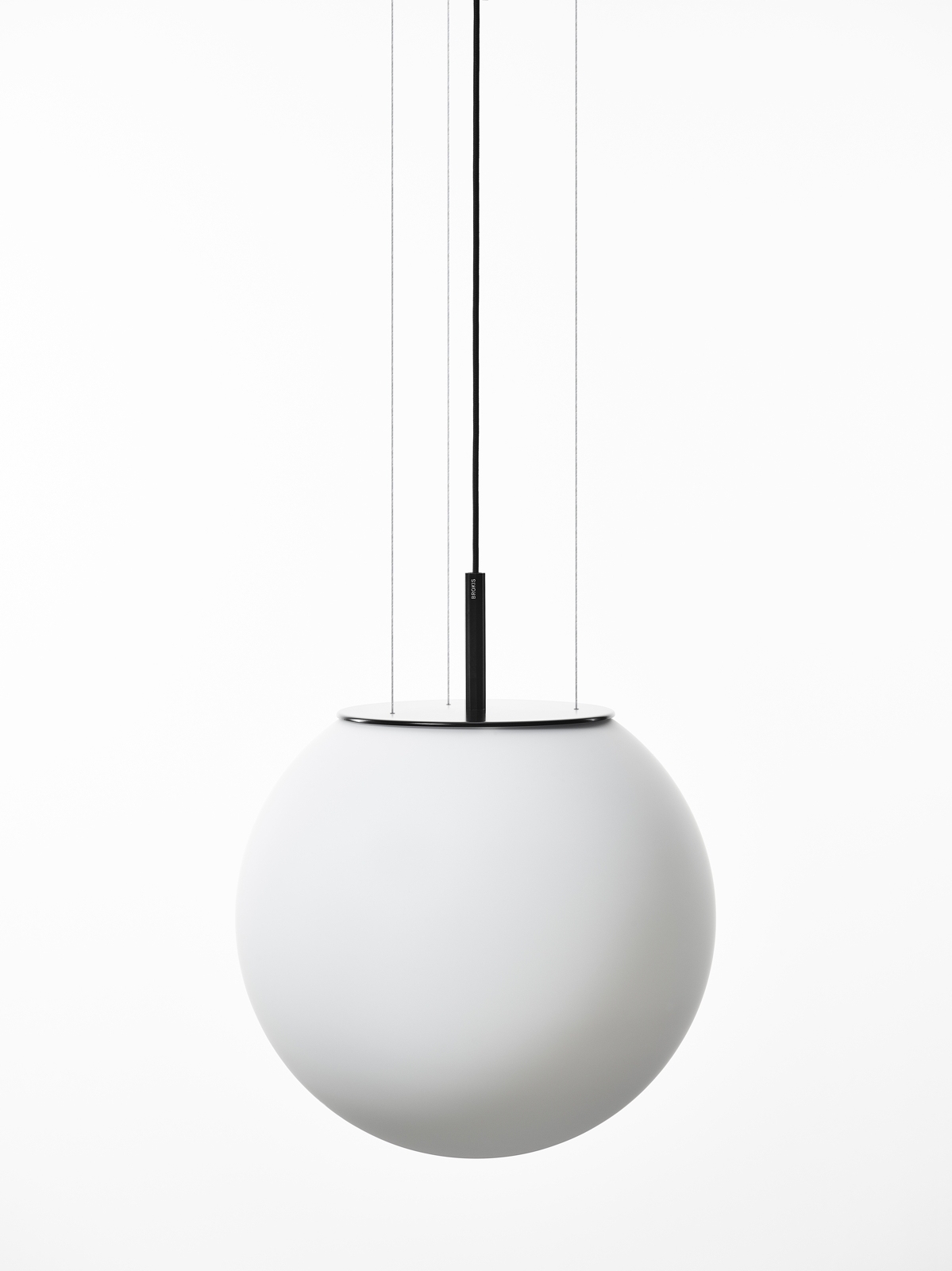 Levně Brokis Designové závěsné svítidlo Sfera PC1172, Ø50cm Povrch Montury: broušený hliník lakovaný (CCS2841), Barva el. vedení: textilní kabel - bílý (CECL521), Baldachýn: broušený hliník lakovaný (CCSC2843)