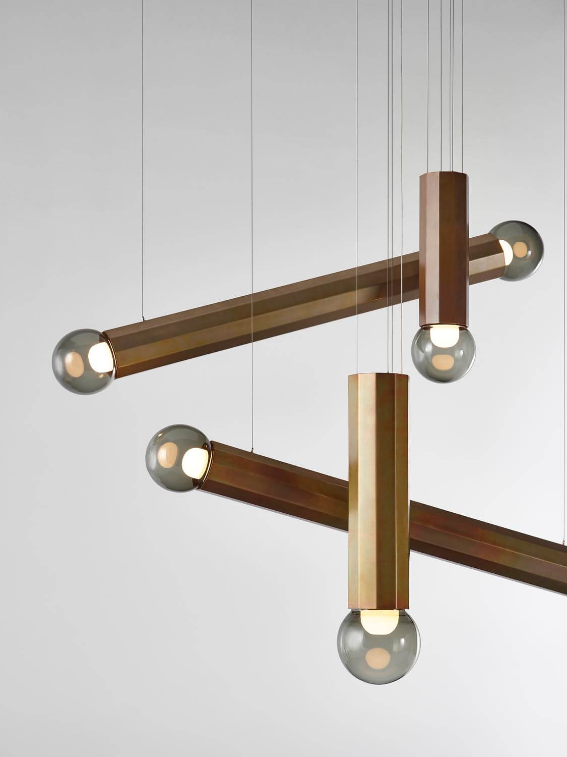 Designové závěsné svítidlo Brokis Prisma large 500, PC1313 Povrch Montury: broušená ocel lakovaná, Barva skla: Transparentní sklo, Povrchová úprava baldachýnu: broušená ocel lakovaná