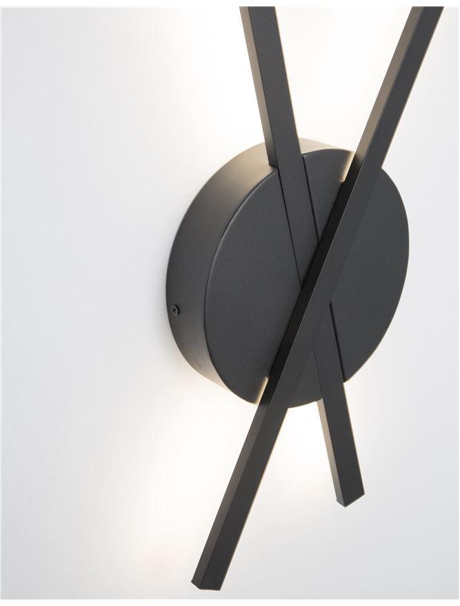 Nova Luce Nástěnné LED svítidlo RESLI, 18W 3000K Barva: Černá