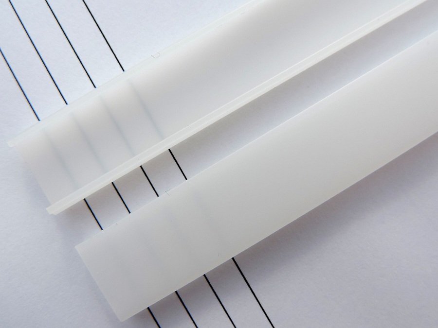 Difuzor C click, nacvakávací Barva: opál, Délka: 1m