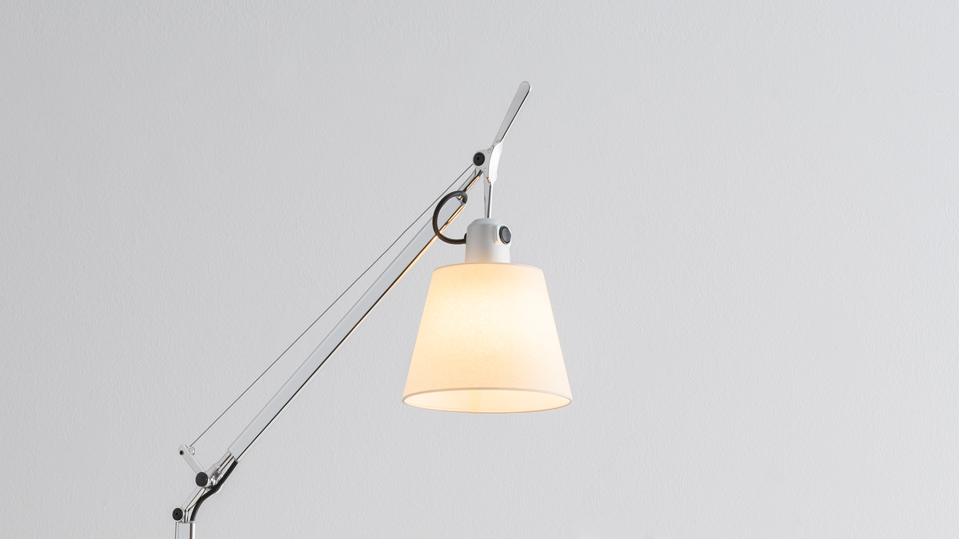 Levně Artemide Designová stojací lampa Tolomeo Basculante Reading Floor, 1xE27 Materiál stínidla: Pergamenový papír