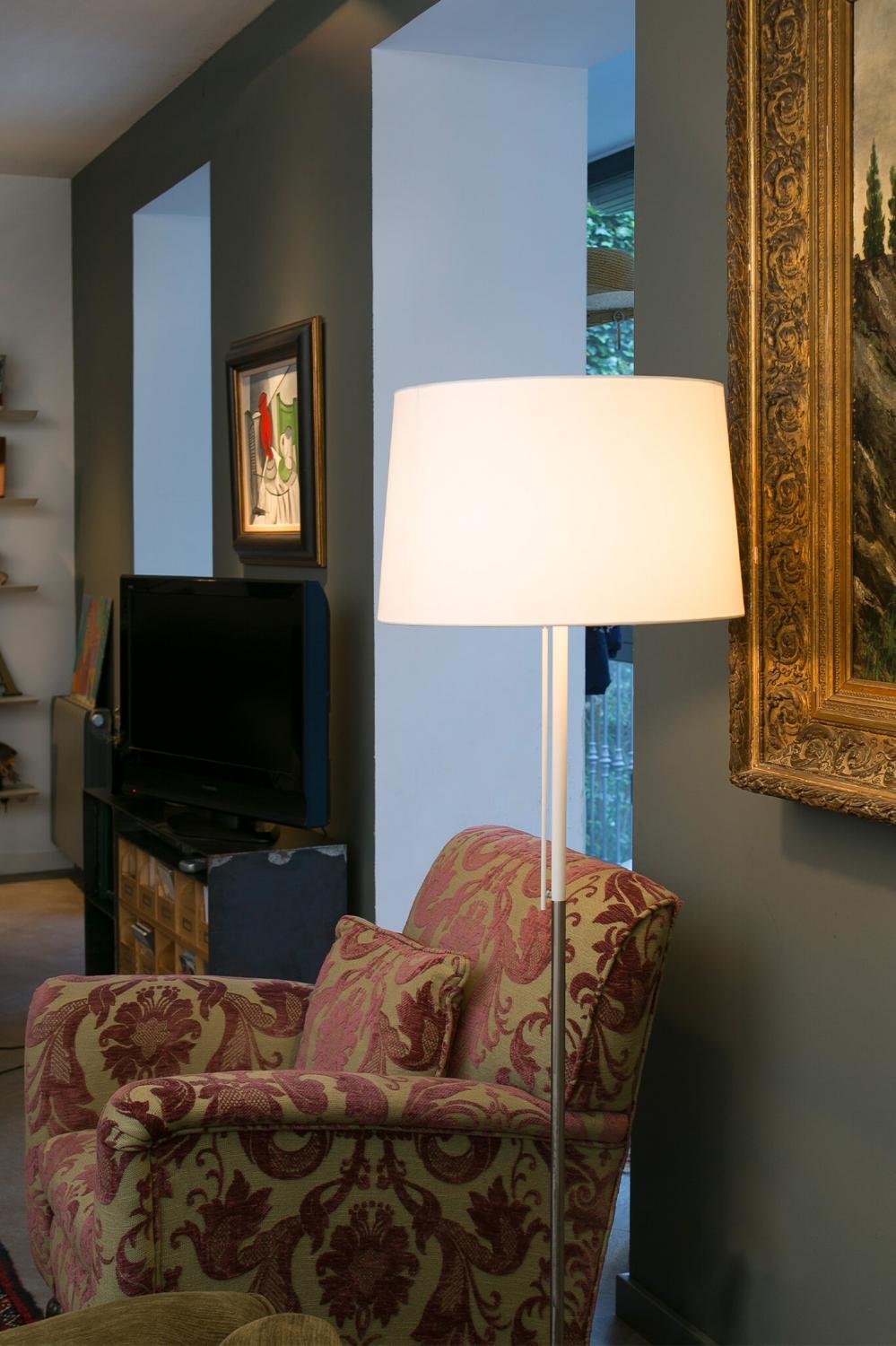 VOLTA bílá stojací lampa - FARO