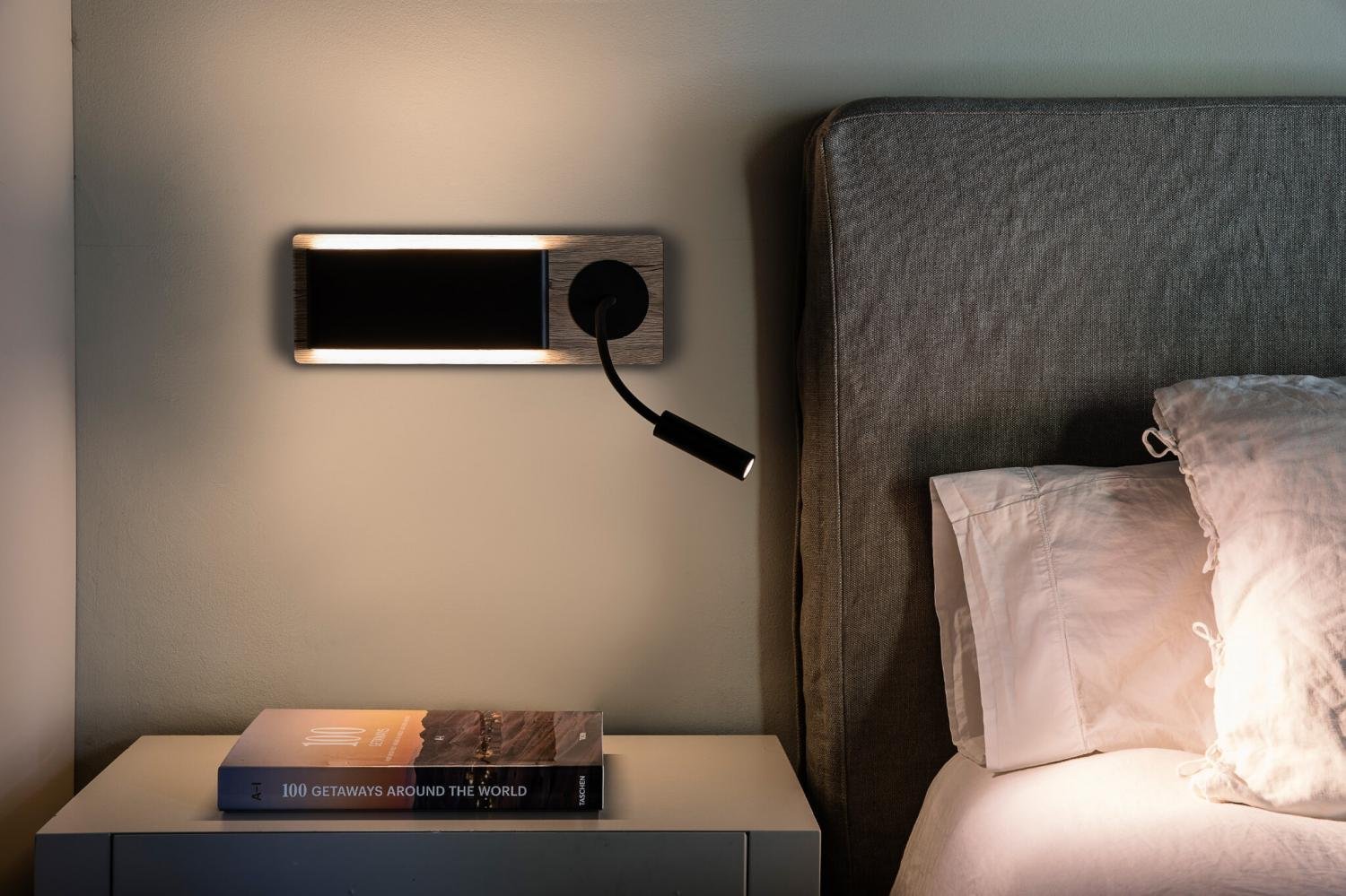 Levně MOOD RCT nástěnná lampa, černá a dřevo, se čtecí lampičkou - FARO