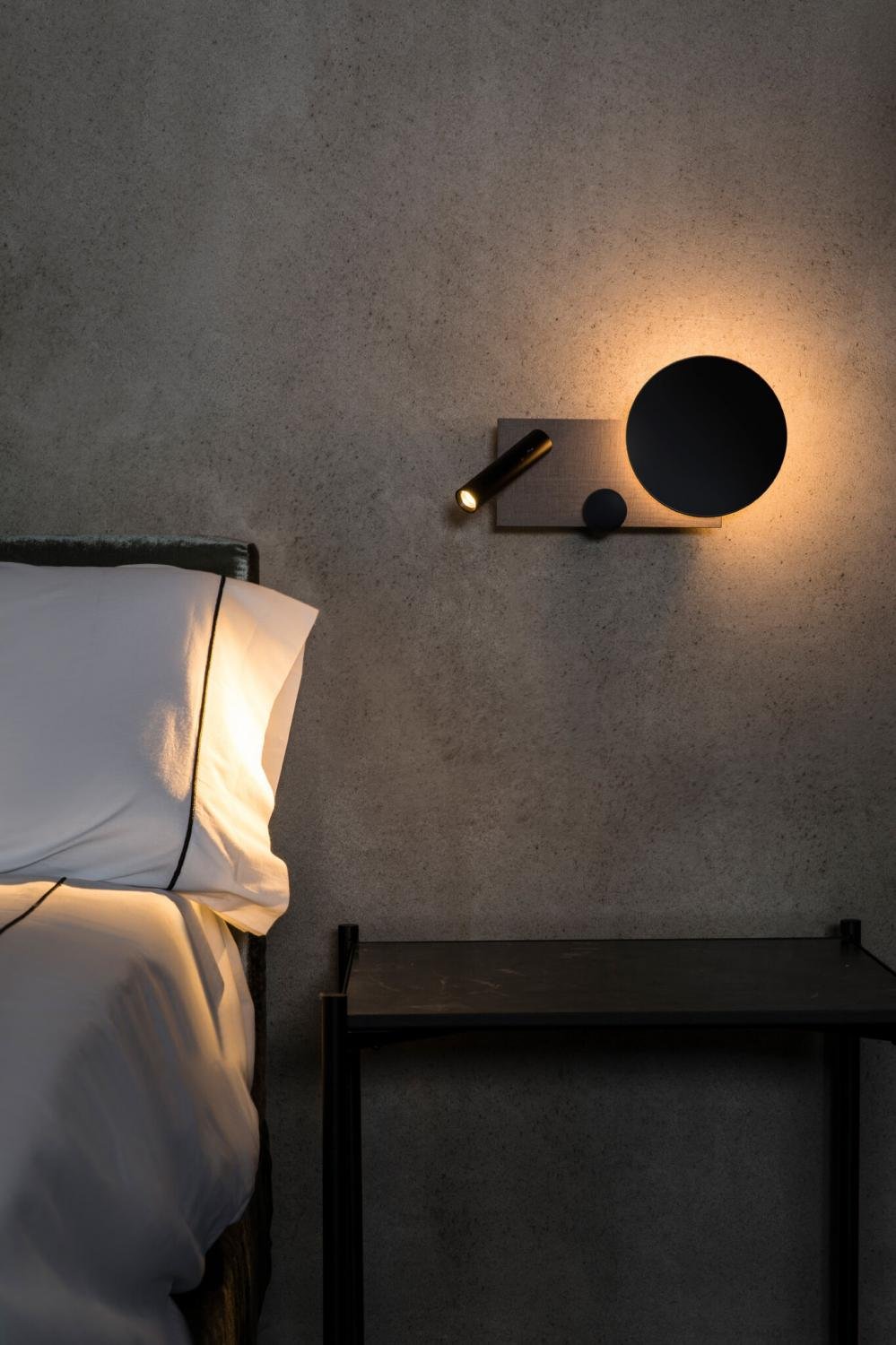 Levně KLEE pravá nástěnná lampa, šedá, se čtecí lampičkou - FARO