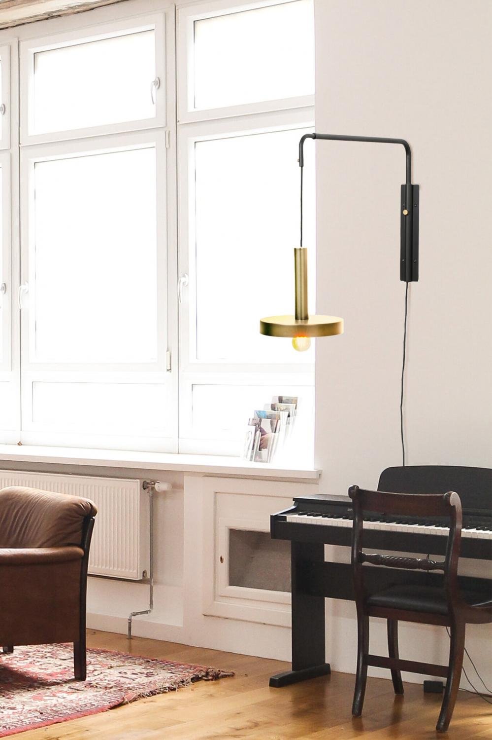 Levně WHIZZ nástěnná nastavitelná lampa, zlatá a černá - FARO