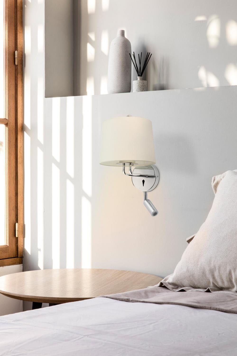 Levně MONTREAL nástěnná lampa, chrom/béžová, se čtecí lampičkou - FARO
