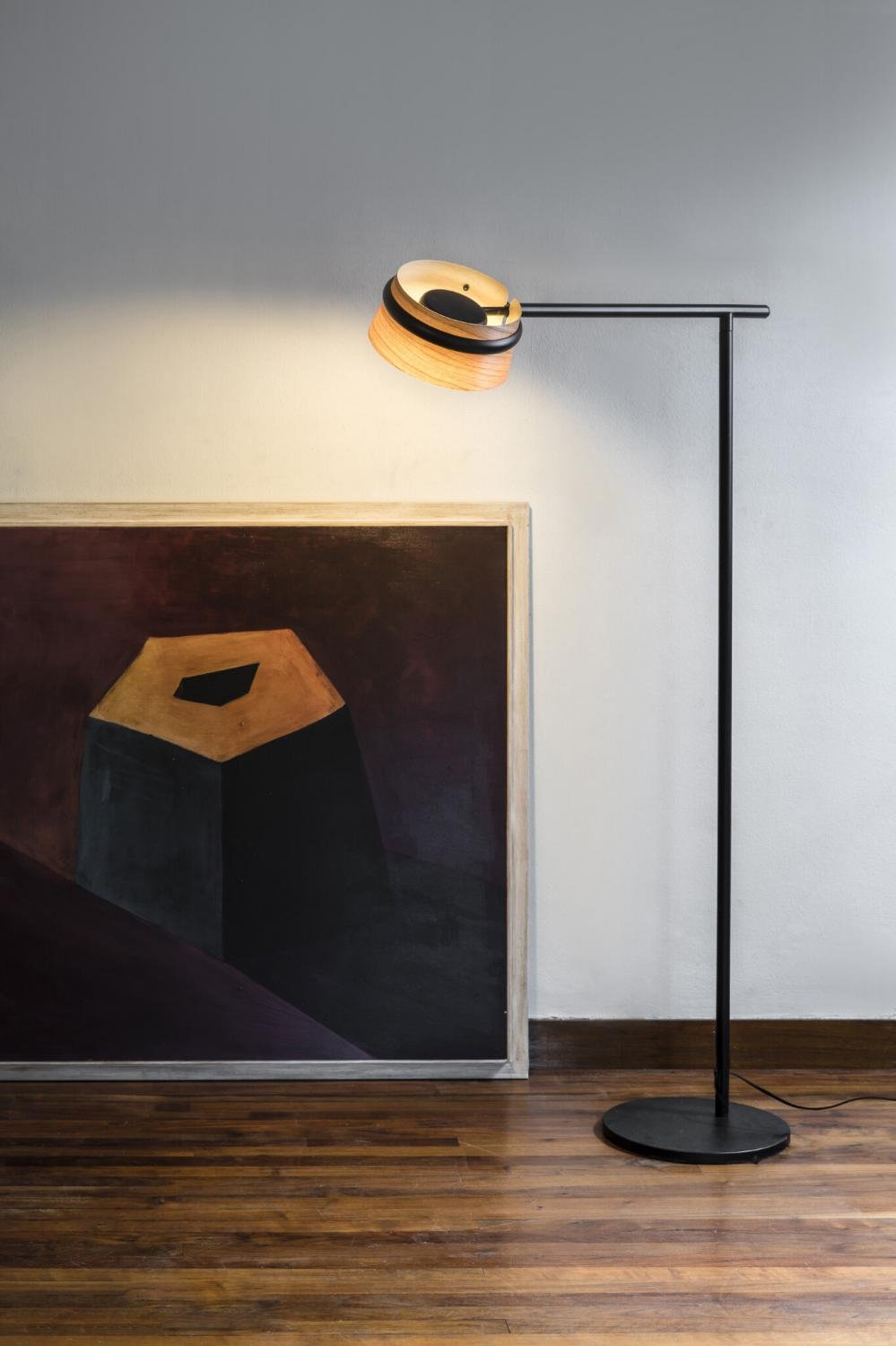 LOOP černá stojací lampa - FARO