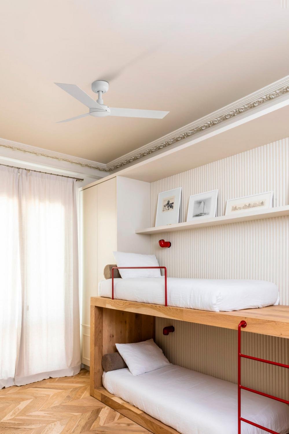 CRUISER S stropní ventilátor, bílá s DC motorem - FARO