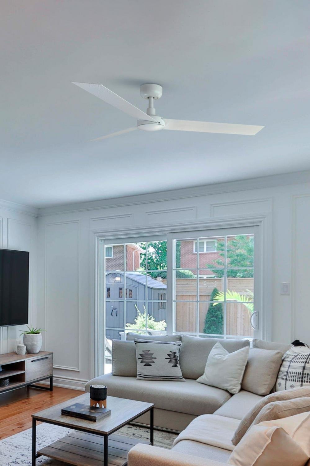 CRUISER L stropní ventilátor, bílá s DC motorem - FARO