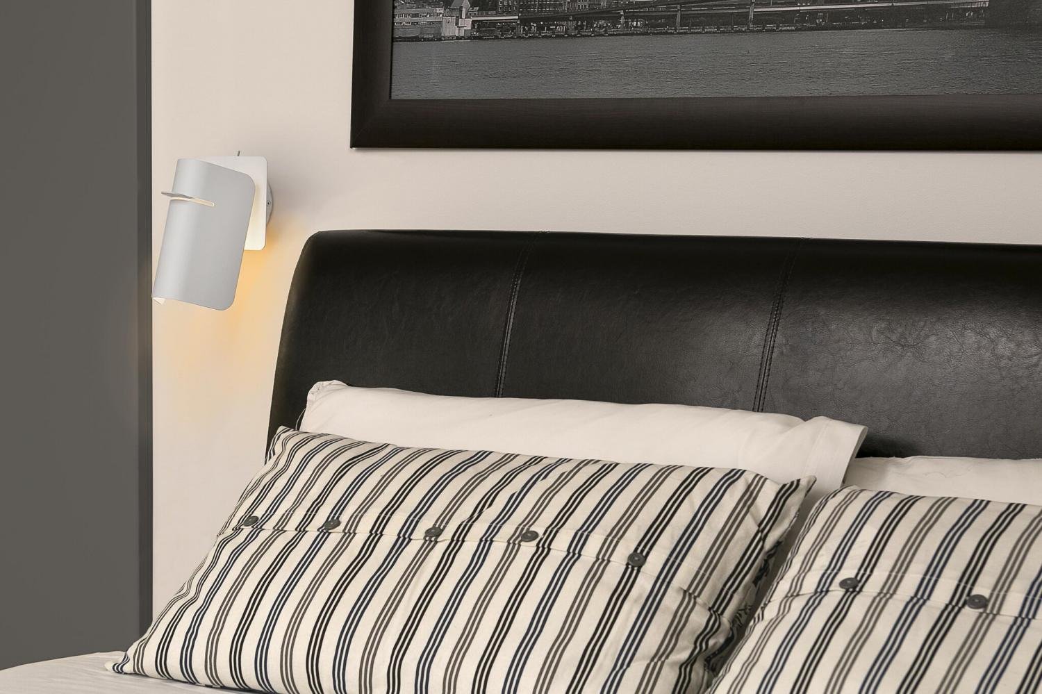 SMILE nástěnná lampa, bílá - FARO