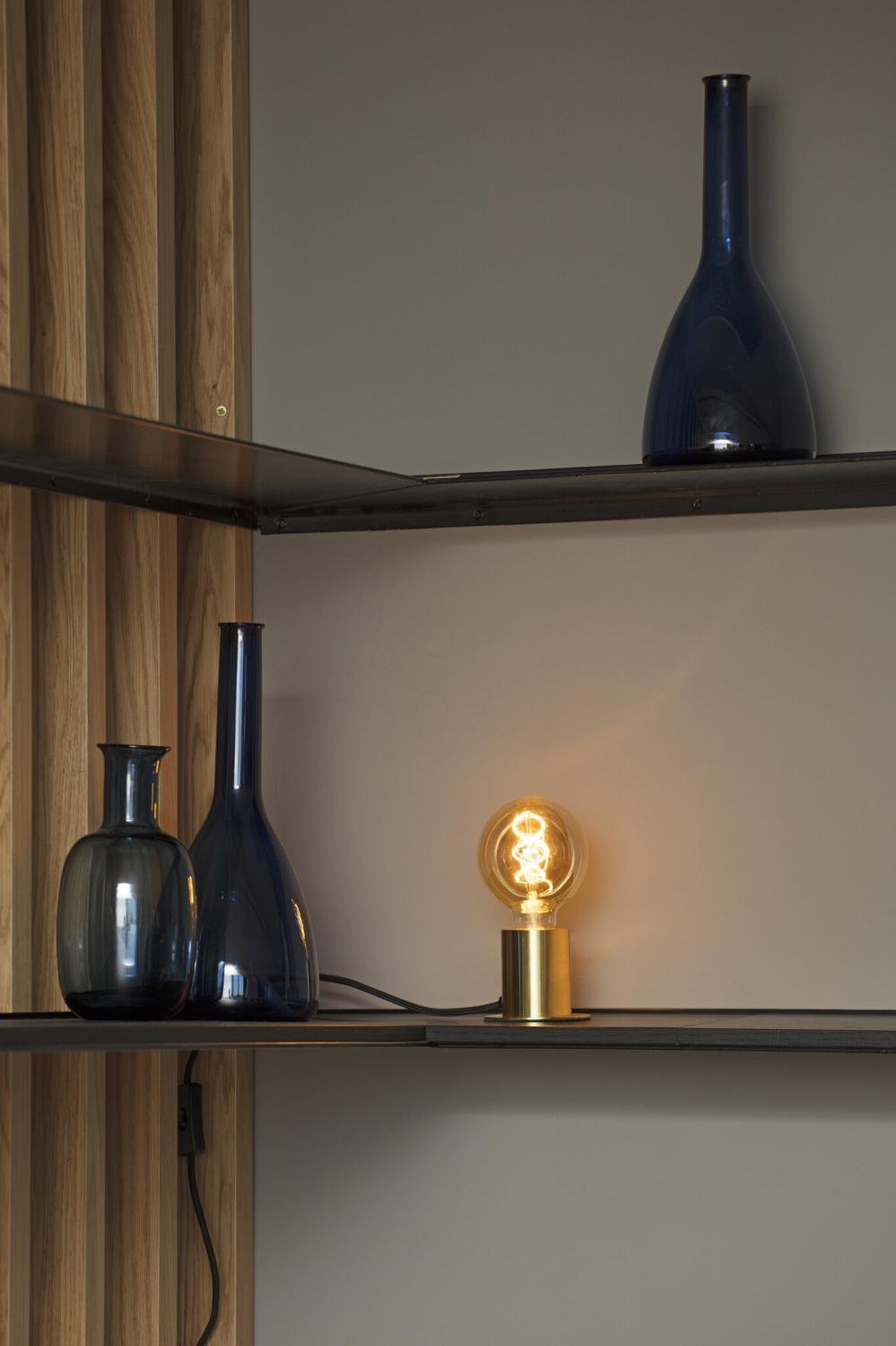 Levně TEN zlatá stolní lampa - FARO