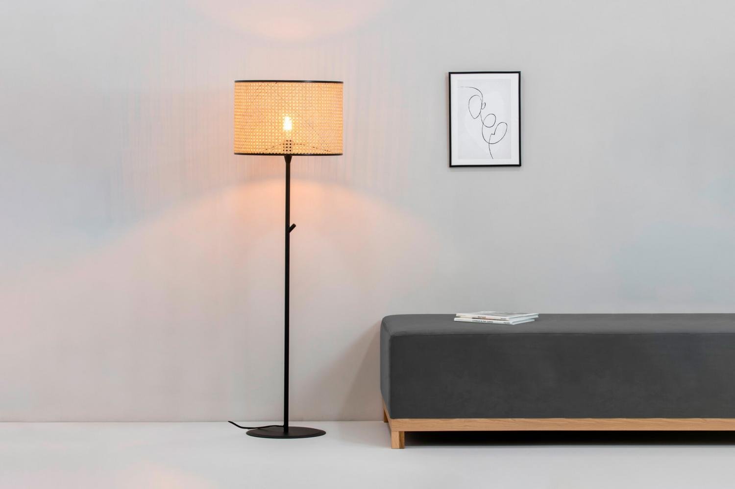 MAMBO černá/ratan stojací lampa - FARO