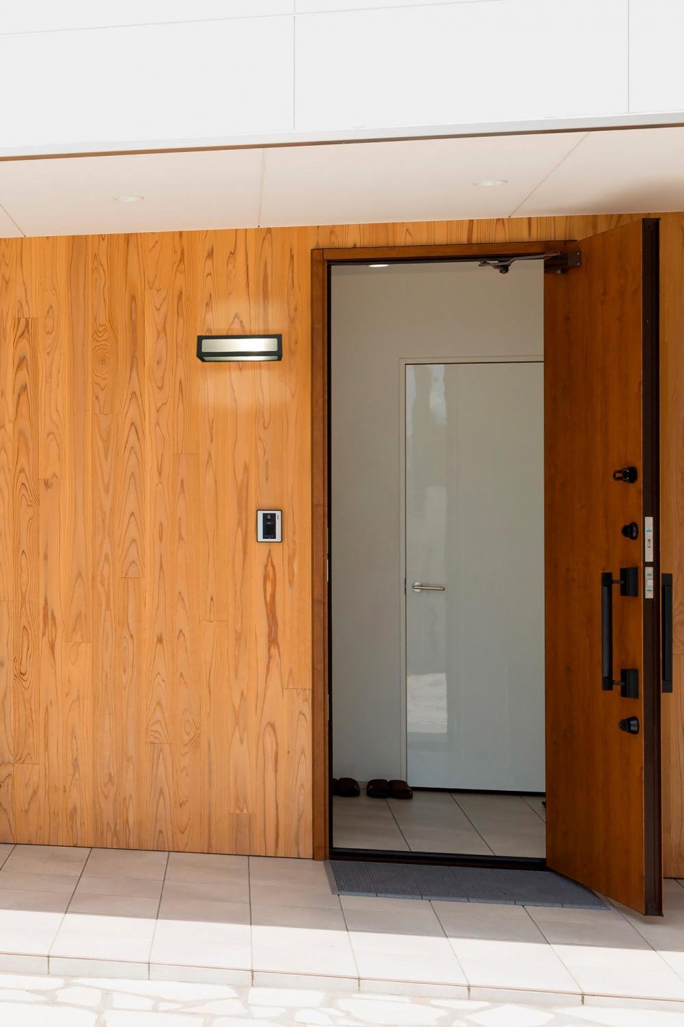 NATRON nástěnná lampa, tmavě šedá - FARO