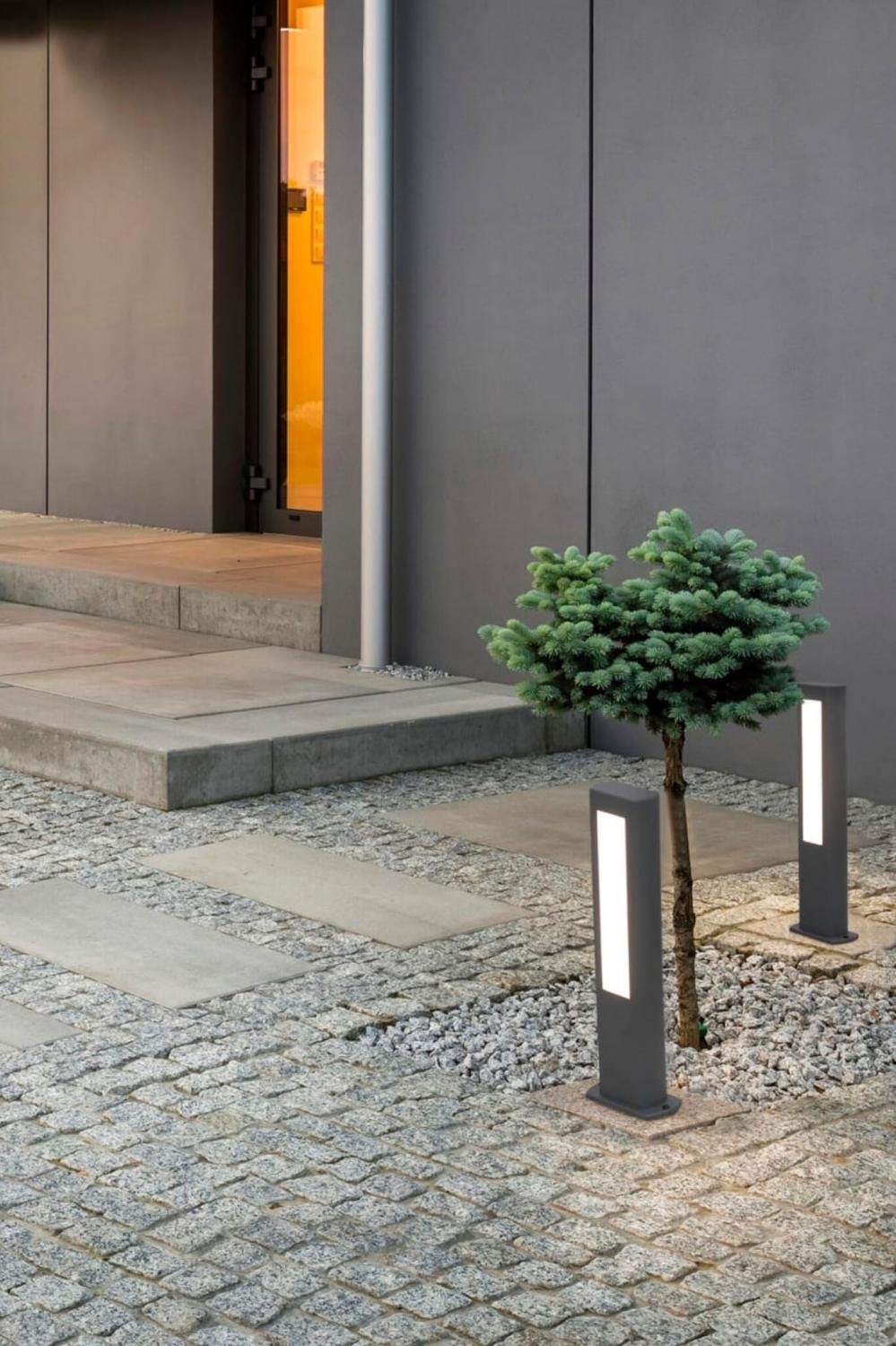 Levně NANDA 500 sloupková lampa, tmavě šedá - FARO