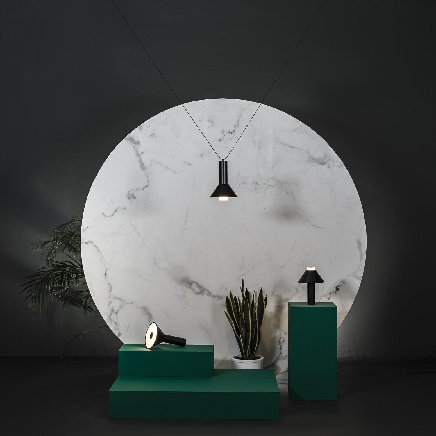 FUJI černá přenosná stolní lampa - FARO
