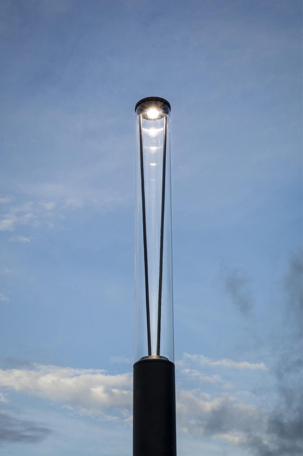 Levně RUSH sloupková lampa, tmavě šedá, 3.7M 2700K 360st DALI - FARO