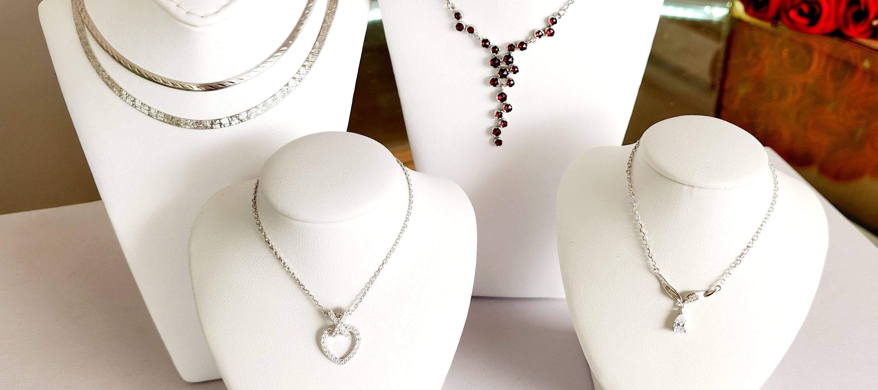 Řetízky a náhrdelníky