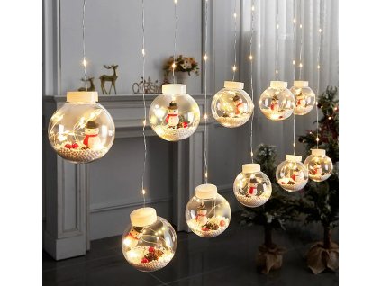 svetelny-vanocni-led-zaves-koule-s-postavickami-3m