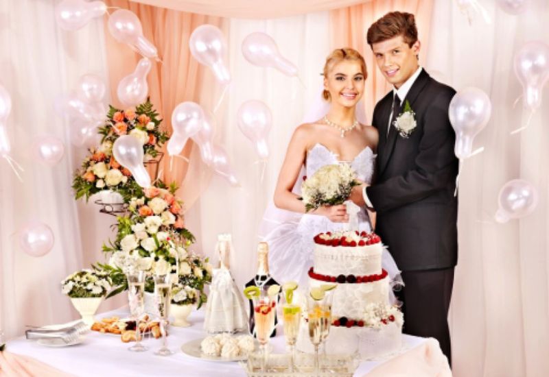 Ako očariť nevestu s personalizovaným zlatým vínom