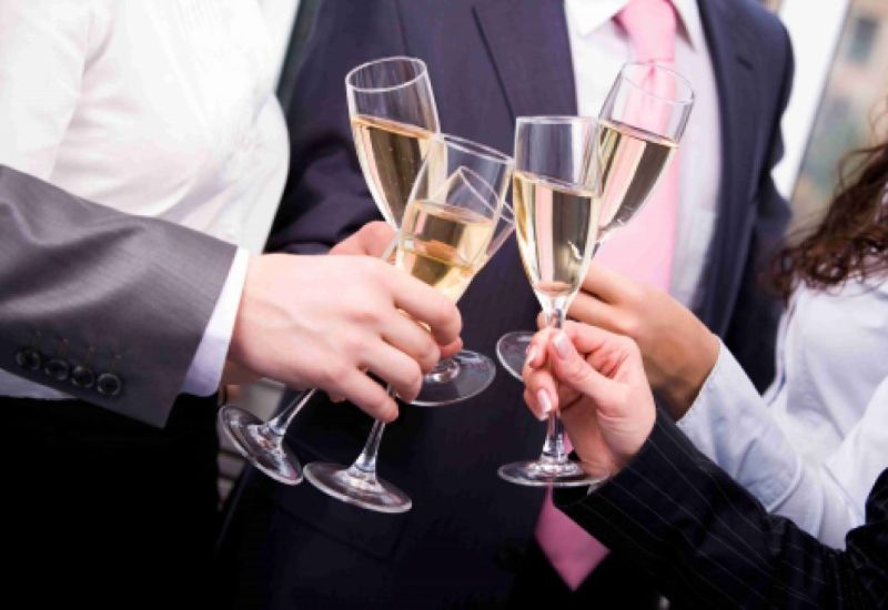 Víno ako darček na vianočnom firemnom večierku