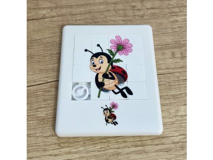HLAVOLAM POSUVNÉ PUZZLE LIENKA S KVETINKOU