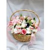 Darčekový kôš - kvety ,fľaša, pralinky