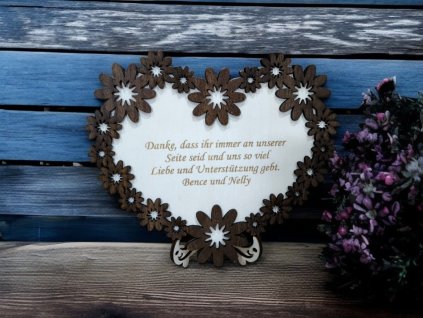 Poďakovanie dvojfarebné srdce a kvetinky