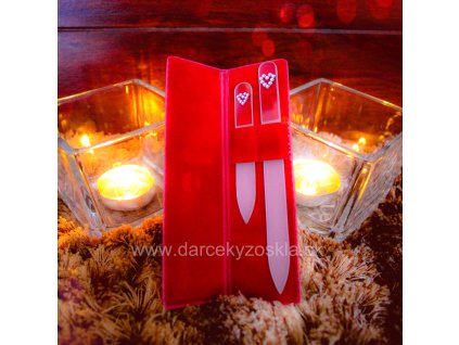sklenene pilniky so srdcami
