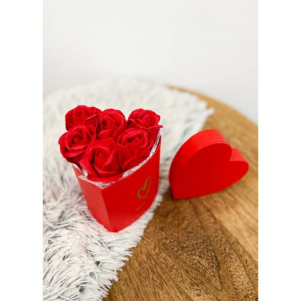 Darček pre ženy - Flower box With love Red
