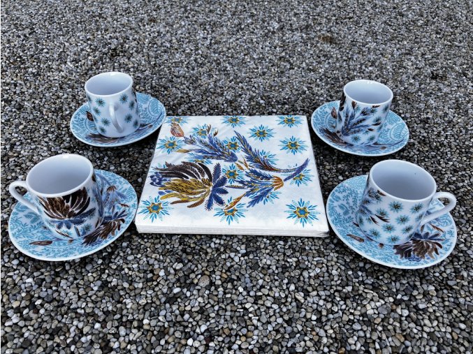 Set 4 espresso šálků a ubrousků s květinovým vzorem