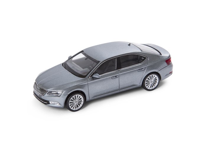 Škoda Superb III
