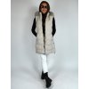 Béžová dlouhá teplá prošívaná vesta s kapucí a kožíškem 48041
