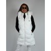 Bílá dlouhá teplá prošívaná vesta s kapucí a kožíškem 48041