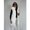 Bílá dlouhá teplá prošívaná vesta s kapucí a kožíškem 48041