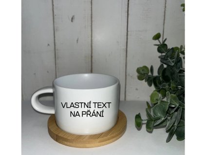 Hrnek Makronka bílá (levá strana)