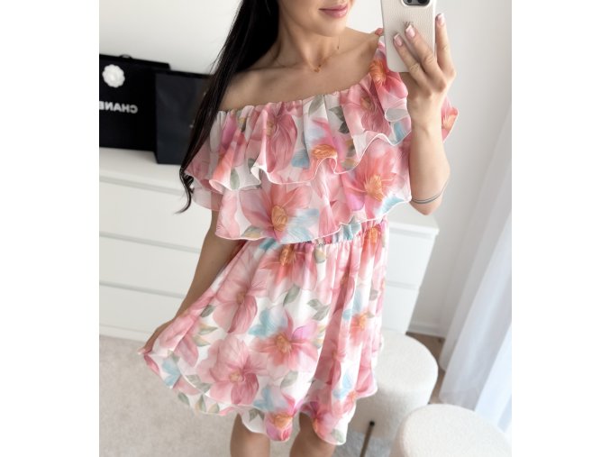 Facetune 22 04 2025 14 10 12