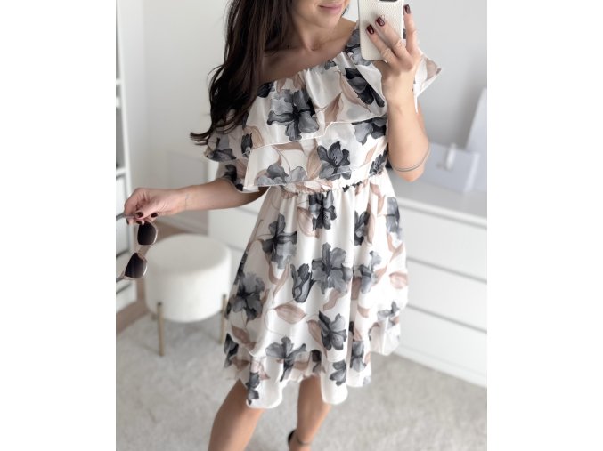 Facetune 11 05 2025 16 56 07