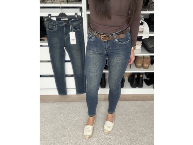 Džíny s páskem ,,Wonder,,