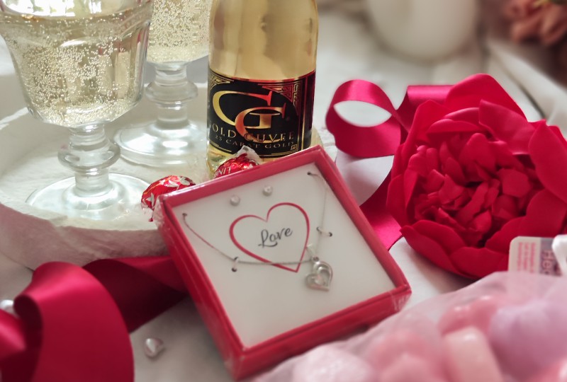 Originální dárek k Valentýnu? Vsaďte na romantiku i hravost