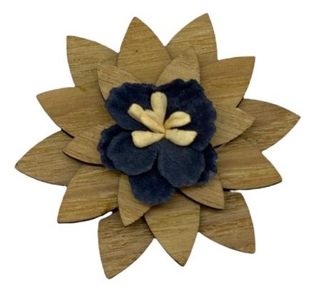 Dřevěná brož Katie