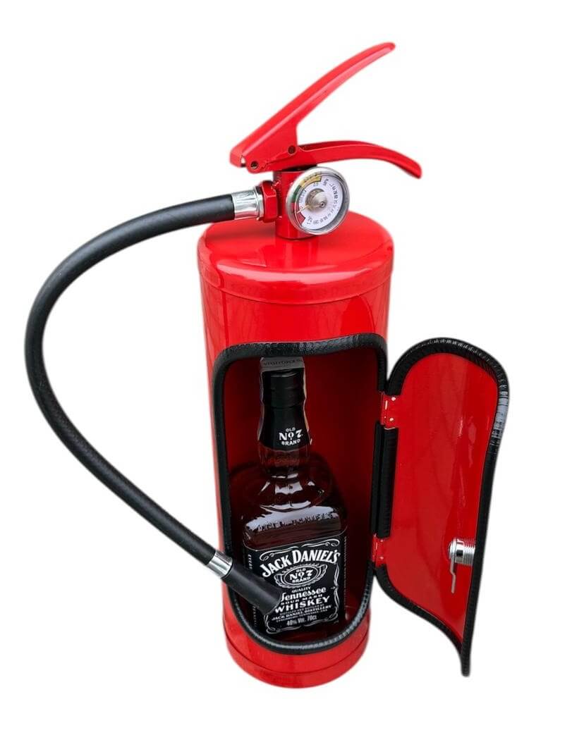 Minibar v hasicím přístroji- Jack Daniel's edice