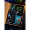 Originální dárek pro programátora – Ajťák box s tematickými produkty pro IT specialisty