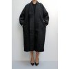 Černý oversize kabát prošívaný s knoflíky