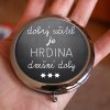 Zrcátko, dobrý učitel je hrdina...
