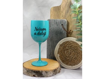 1 velká tyrkysová NEČUM A DOLEJ!