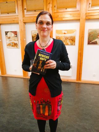 Máme výherce! 🎉 Slíbila jsem, že vylosuju tři z vás, kteří ode mě získají moji novou knihu Africké noci – a tady jsou!...