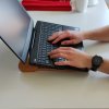 Podstavec pod notebook dřevěný