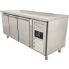 Refrigerated table with 3 doors