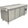 Refrigerated table with 3 doors