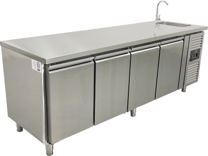 Cooling table with sink and 4 doors